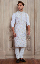 Load image into Gallery viewer, FLORAL THREAD WORK KURTA SET

