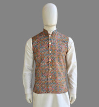 Load image into Gallery viewer, DESIGNER WAISTCOAT FOR MEN
