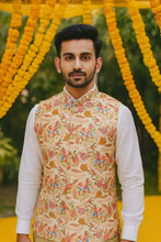 Load image into Gallery viewer, Lemon Floral Embroidered Jacket
