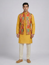 Load image into Gallery viewer, Multicolor Geometric Nehru waistcoat
